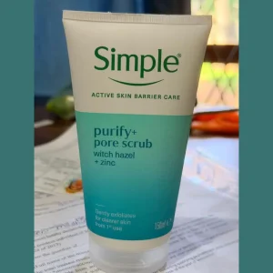 Simple Purify pore scrub with hazel + zinc